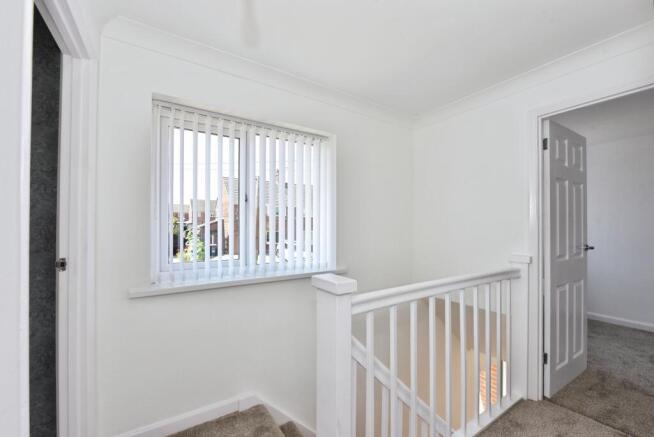 3 bed Semi-Detached for sale Image 12