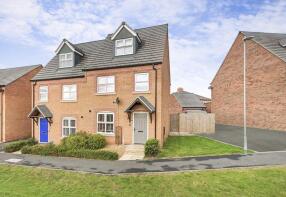 71, Barrowfield Drive, Stamford PE9 3DB