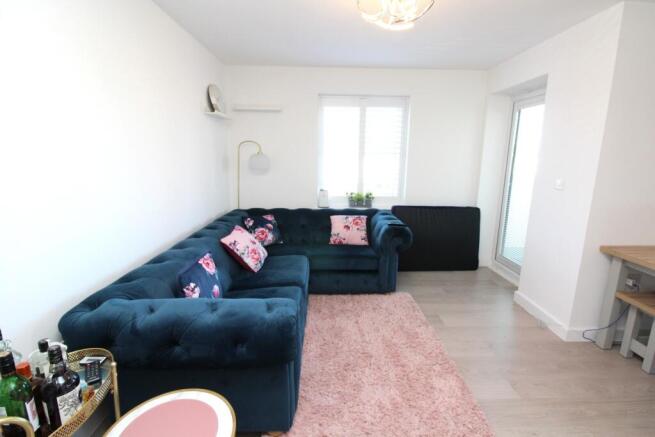 Lounge 2