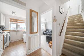16, Creswell Corner, Anchor Hill, Knaphill, Woking GU21 2JD