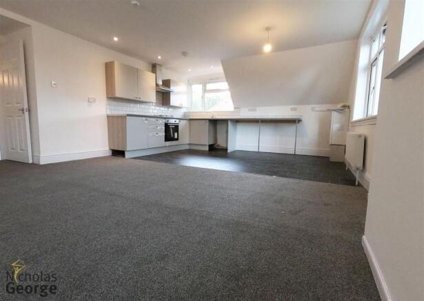 sandford rd 113 flat 3 kitchen 2.jpg