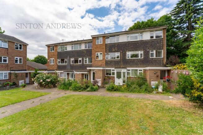 2-bed flat on The Croft, Park Hill Road, Ealing, W5, £475,000