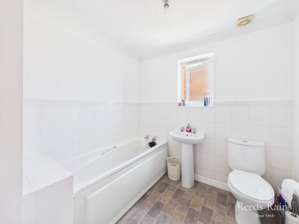 3 bed Detached for sale Image 7