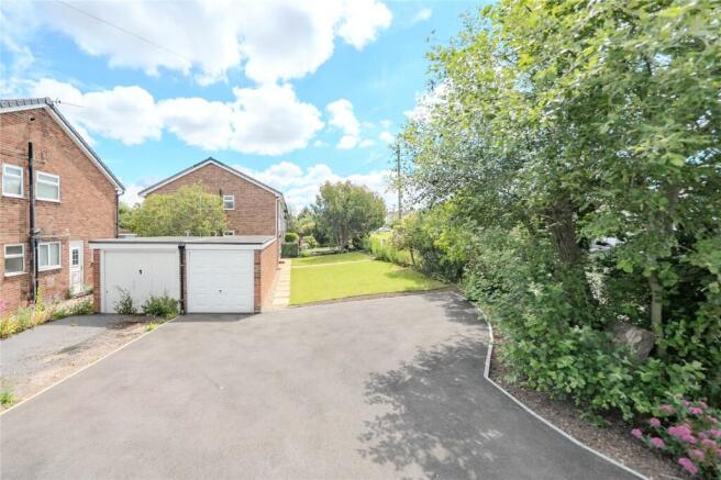 4 bed Semi-Detached for sale Image 10