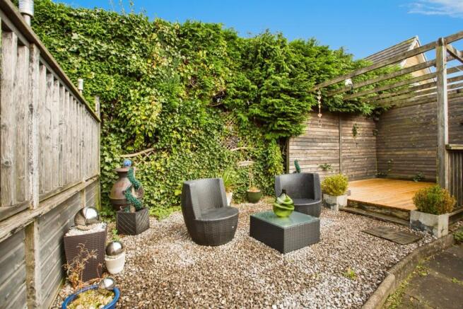 3 bed Semi-Detached Bungalow for sale Image 10