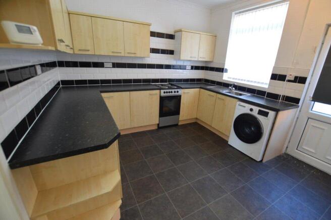 2 bed Terraced for sale Image 5
