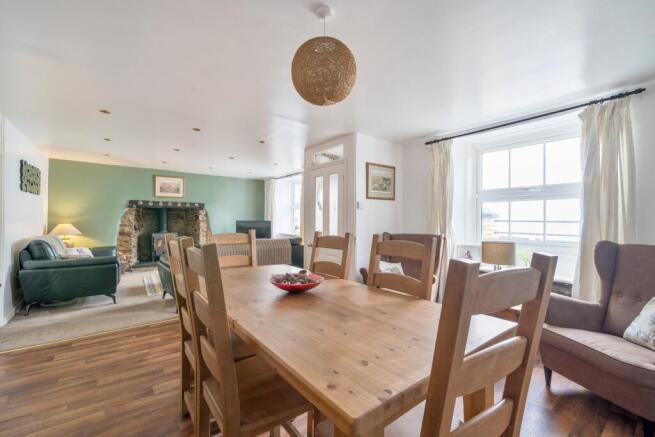 1375312-12-690b60bcbbbec