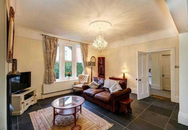 LIVING AREA PHOTO