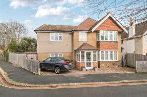 14, Den Avenue, Bognor Regis PO21 1HE