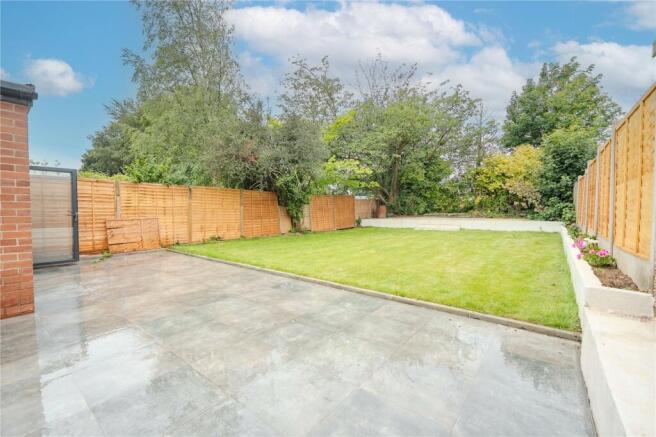 4 bed Semi-Detached for sale Image 8