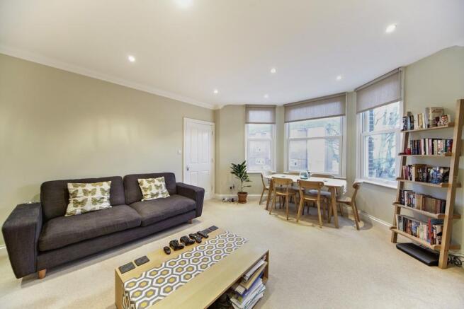 Lounge 2