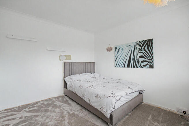 2 bed Semi-Detached for sale Image 11