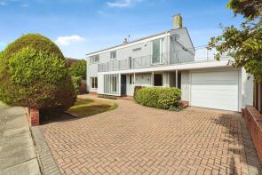 9, Clarendon Road North, Lytham St. Annes FY8 3EF