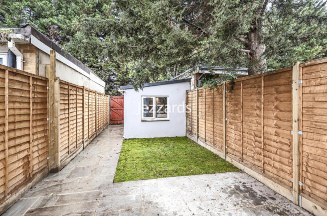 Uxbridge Road, Feltham, TW13