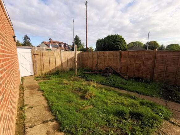 Bradbourne outdoor 3.jpg