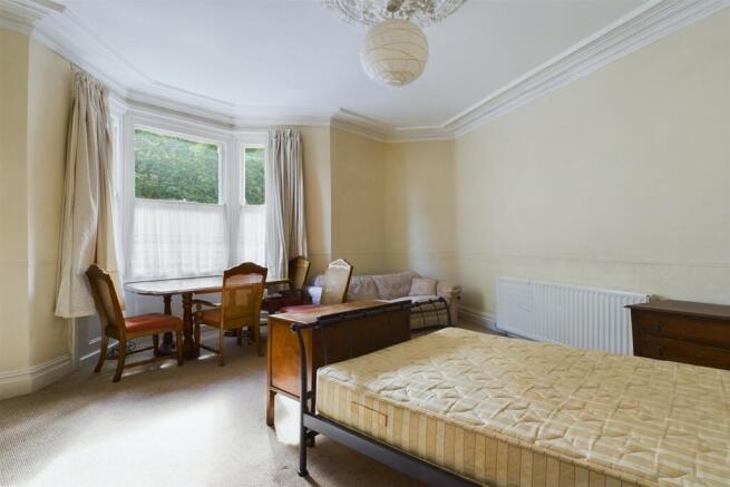 Bed 1