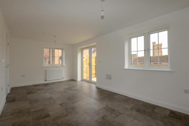 Living Room 2.jpg