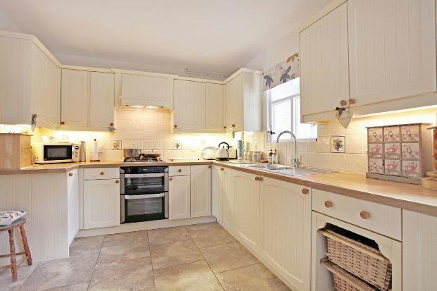 Kitchen 1