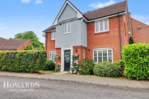 Greenfield Way, Long Stratton