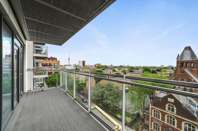 Zest House E8