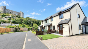 20, Ystad Castell Morfa, Harlech LL46 2GA
