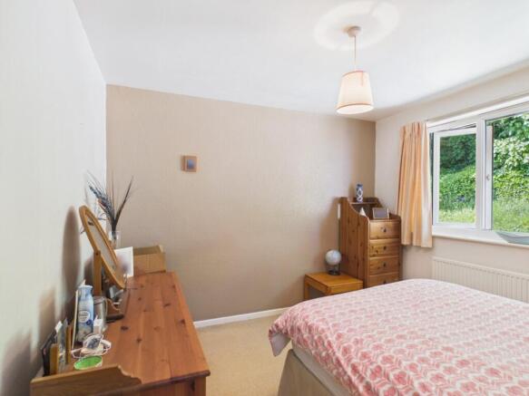 3 bed Semi-Detached for sale Image 11