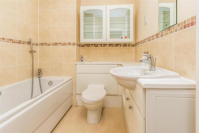 Bathroom.jpg