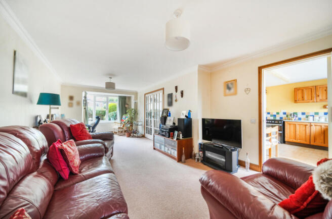 Priory Green, Highworth, Swindon, SN6 photo 4