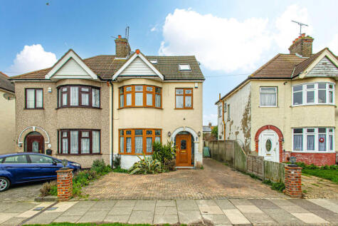 Royston Avenue, Southend-on-sea, SS2