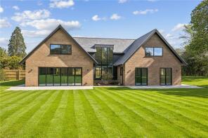 Green Bloom House, Green Blooms, Flaunden Lane, Bovingdon, Hemel Hempstead HP3 0PA