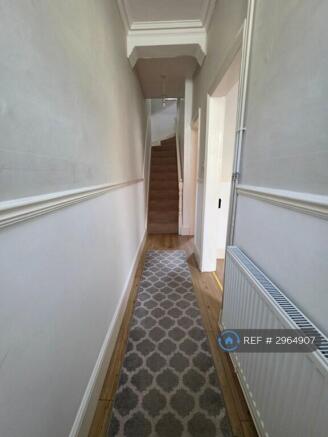 2 bed Terraced to rent Image 4