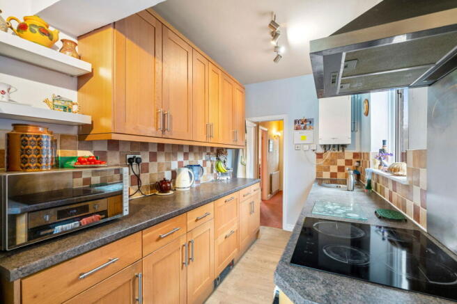 Photo 11