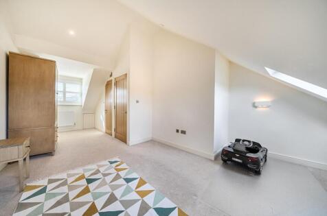 Victoria Road, New Barnet, EN4
