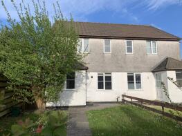 1, Charles Close, St. Austell PL25 4PQ