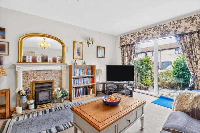 14lowmillcourt-11.jpg