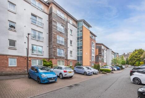 3/12 Albion Gardens, Edinburgh, EH7