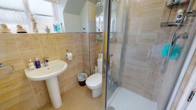 ENSUITE SHOWER ROOM
