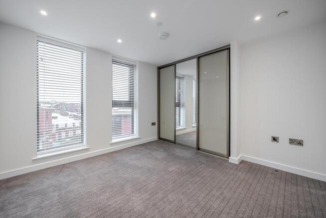 2 bed Flat to rent Image 8