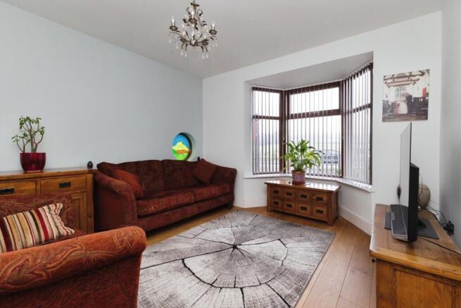 3 bed Semi-Detached for sale Image 5
