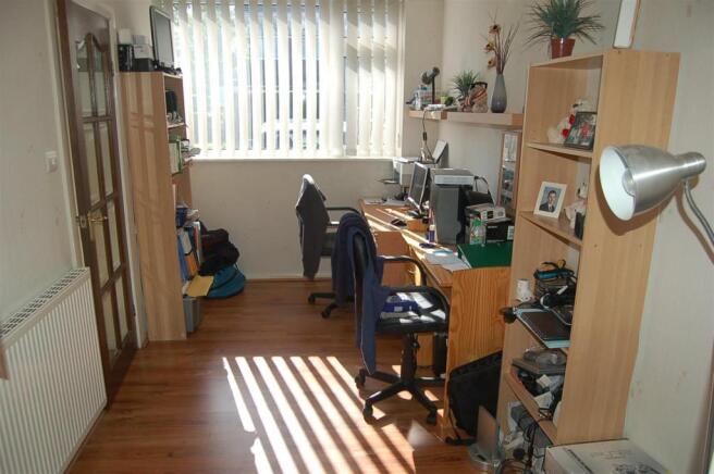 Bedroom 4 / Study