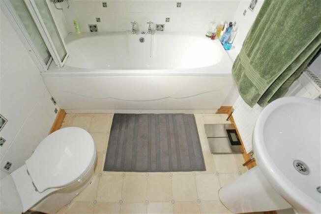 Photo 10