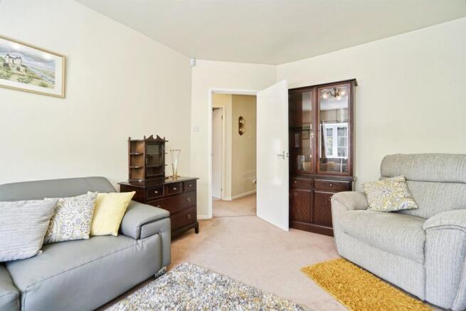2 bed Semi-Detached Bungalow for sale Image 11