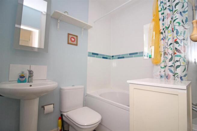 Bathroom.jpg