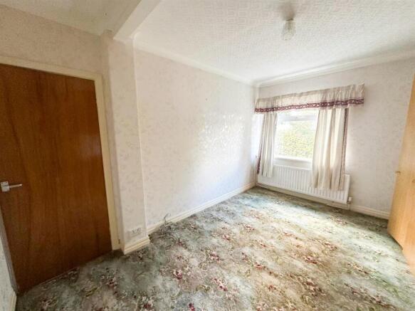 3 bed Semi-Detached for sale Image 10