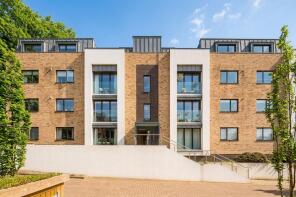 Flat 20, Connaught House, Connaught Gardens, Hornsey, London N10 3LH