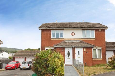 Parc Bryn Derwen, Llanharan, Pontyclun