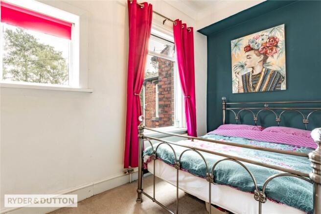 3 bed Terraced for sale Image 11