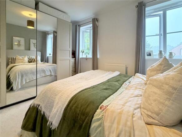 3 bed House for sale Image 11