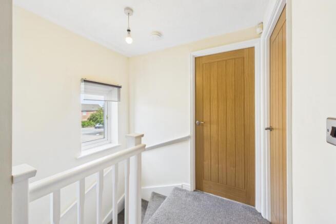 3 bed House to rent Image 9