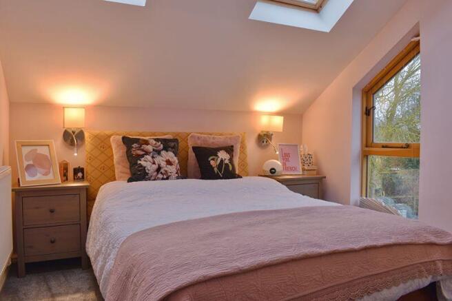 Bed 1